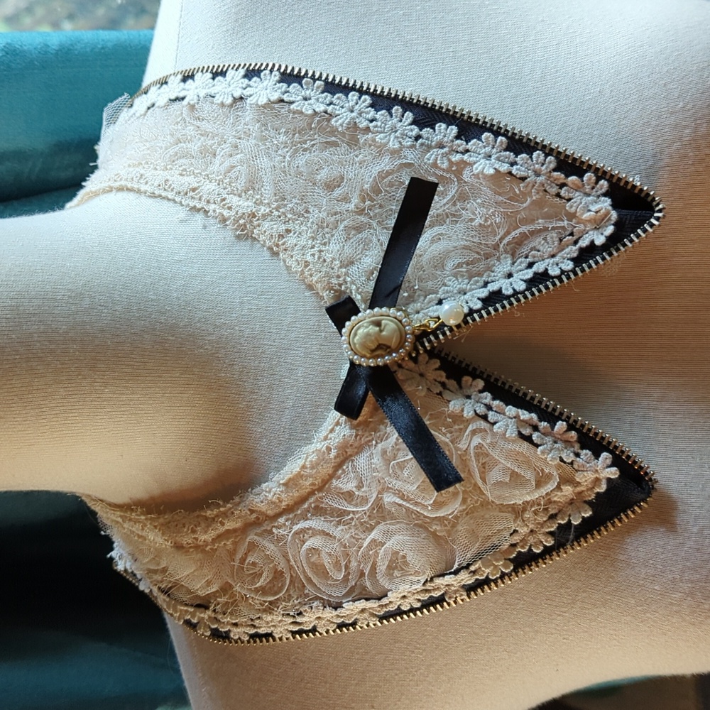 Handmade collar